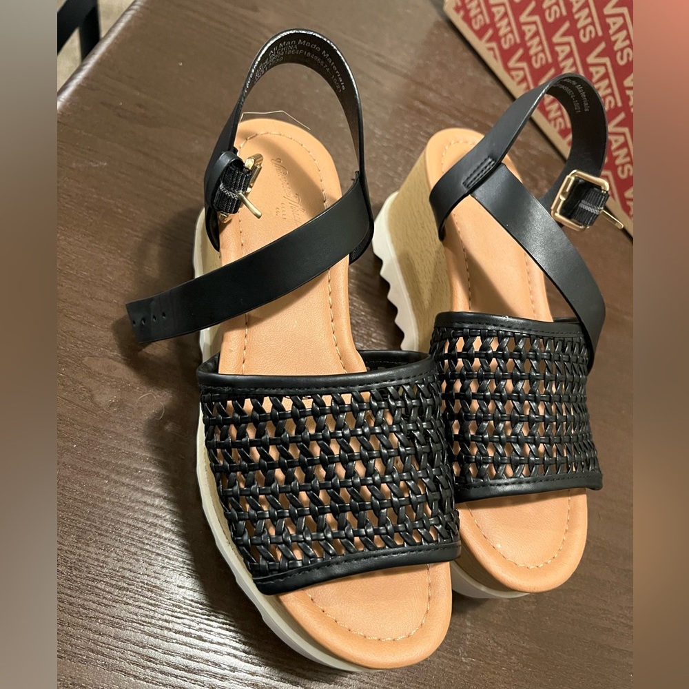 Wedge sandles